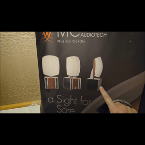 Thumbnail of the video review https://www.youtube.com/watch?v=-sHU2KNYH_0