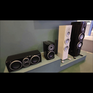 Thumbnail of the video review https://www.youtube.com/watch?v=DhjYHINZkL8