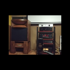 Thumbnail of the video review https://www.youtube.com/watch?v=TEjQofzEmEo