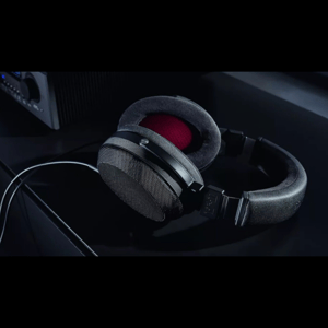 Thumbnail of the video review https://www.youtube.com/watch?v=biMjj-ABaD8