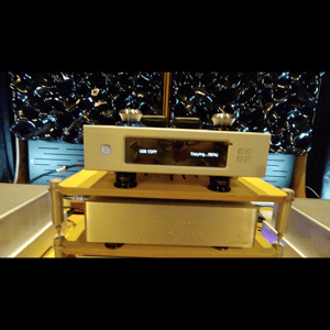 Thumbnail of the video review https://www.youtube.com/watch?v=E0EcDyR8Epk