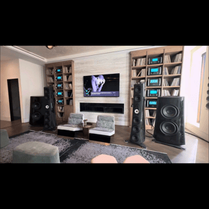 Thumbnail of the video review https://www.youtube.com/watch?v=eMk1r-B99HA