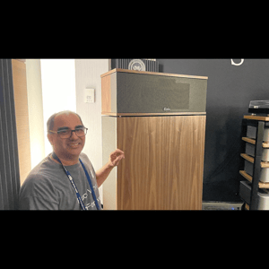 Thumbnail of the video review https://www.youtube.com/watch?v=QQ35hH3UUn4