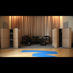 Thumbnail of the video review https://www.youtube.com/watch?v=7P9957ujq6o