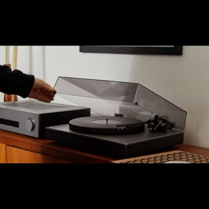 Thumbnail of the video review https://www.youtube.com/watch?v=g9pzFuJ-6SU