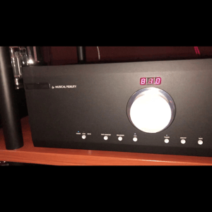 Thumbnail of the video review https://www.youtube.com/watch?v=CWmuwmau7e8