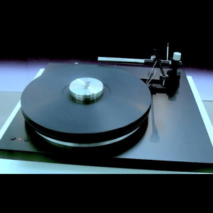 Thumbnail of the video review https://www.youtube.com/watch?v=j3dMaSN6TRY