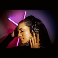 ultrasone  SIGNATURE PURE BLACK HEADPHONES variant 9