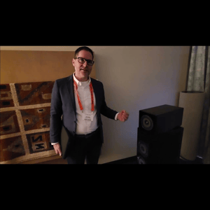 Thumbnail of the video review https://www.youtube.com/watch?v=AMJ0qbz2mfs