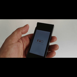 Thumbnail of the video review https://www.youtube.com/watch?v=QiOszz09DLs