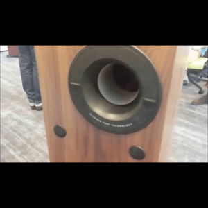 Thumbnail of the video review https://www.youtube.com/watch?v=URCNj2RmtJ8