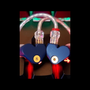 Thumbnail of the video review https://www.youtube.com/watch?v=s_y4tyJ3ntA