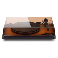 MoFi Electronics x Fender American Vintage Turntable variant 3