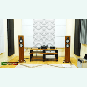 Thumbnail of the video review https://www.youtube.com/watch?v=iUhYsACykBY