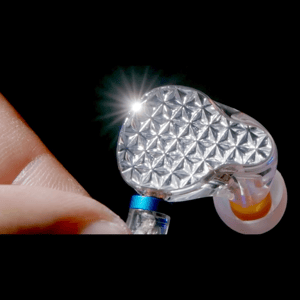 Thumbnail of the video review https://www.youtube.com/watch?v=RuxeL8VuqjM