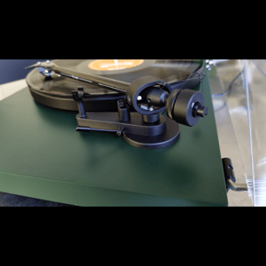 Thumbnail of the video review https://www.youtube.com/watch?v=9fnWyvVAciU