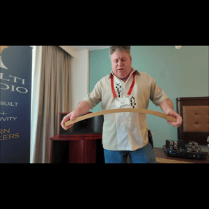 Thumbnail of the video review https://www.youtube.com/watch?v=dpzviaERn2s