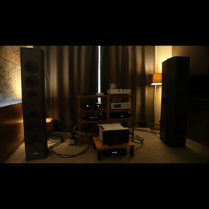 Thumbnail of the video review https://www.youtube.com/watch?v=YGhWbwt3Gfw