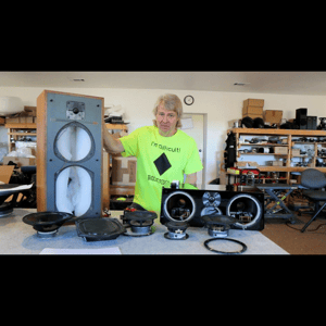 Thumbnail of the video review https://www.youtube.com/watch?v=rXqUNYsQR4o