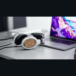 Thumbnail of the video review https://www.youtube.com/watch?v=FbNfaIc3nqI