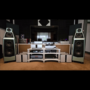 Thumbnail of the video review https://www.youtube.com/watch?v=wdOm2gjZZE0