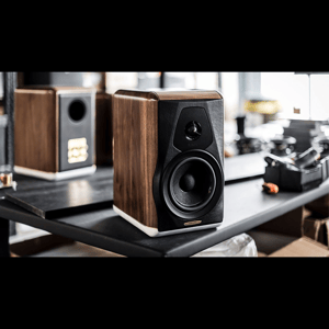 Thumbnail of the video review https://www.youtube.com/watch?v=ENOzLCXz-8s