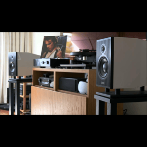 Thumbnail of the video review https://www.youtube.com/watch?v=Dm8Wz1mgIpo