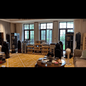 Thumbnail of the video review https://www.youtube.com/watch?v=2d9qOWTJQe0