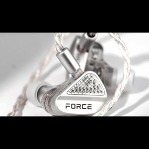 Thumbnail of the video review https://www.youtube.com/watch?v=nCuMu7fUaEs