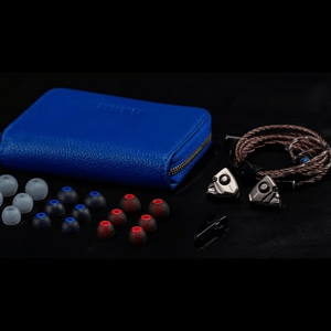 Thumbnail of the video review https://www.youtube.com/watch?v=DmmClhpTQxc