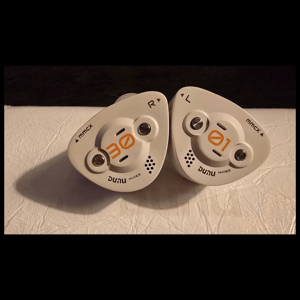 Thumbnail of the video review https://www.youtube.com/watch?v=hzmvJDHvUhg