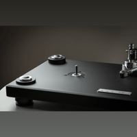 E.A.T. - European Audio Team F-Dur Turntable variant 3