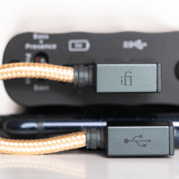 ifi Audio 90 degree Type-C OTG Cable variant 5