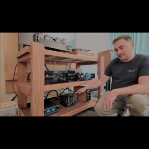 Thumbnail of the video review https://www.youtube.com/watch?v=y2CMabhxUdQ