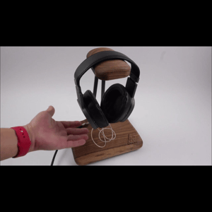 Thumbnail of the video review https://www.youtube.com/watch?v=XaxCg3v3Wmw