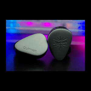 Thumbnail of the video review https://www.youtube.com/watch?v=YWk0xKq6T-4