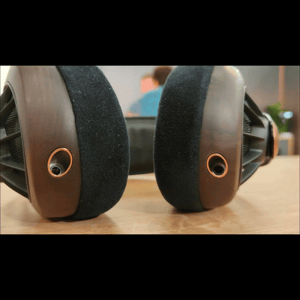 Thumbnail of the video review https://www.youtube.com/watch?v=rWln8ifYi3s