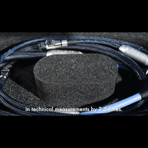 Thumbnail of the video review https://www.youtube.com/watch?v=xWij4tcwoUg