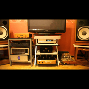 Thumbnail of the video review https://www.youtube.com/watch?v=AUAaEz5YwHA