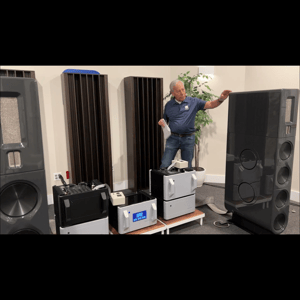 Thumbnail of the video review https://www.youtube.com/watch?v=tKmPF_YgEqU