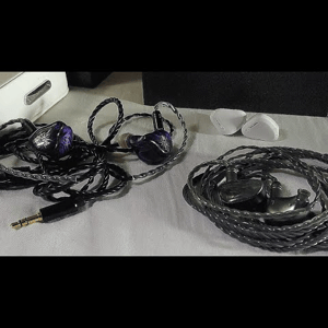 Thumbnail of the video review https://www.youtube.com/watch?v=oehZiOzMA1o