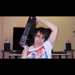 Thumbnail of the video review https://www.youtube.com/watch?v=WGayQkPD81w