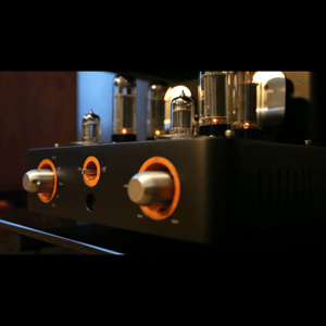 Thumbnail of the video review https://www.youtube.com/watch?v=hgqk-t-q4z8