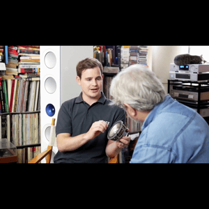 Thumbnail of the video review https://www.youtube.com/watch?v=9Lij_9adOYE