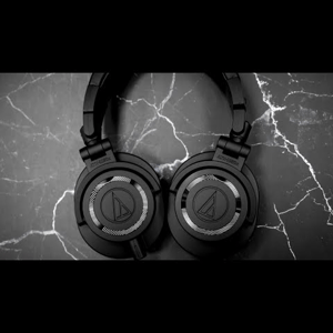 Thumbnail of the video review https://www.youtube.com/watch?v=wwTIZuHOnnI