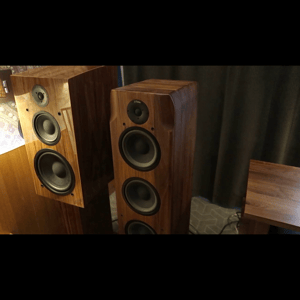 Thumbnail of the video review https://www.youtube.com/watch?v=8KjpJUA_tEE