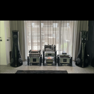 Thumbnail of the video review https://www.youtube.com/watch?v=qZRf83K2qjw