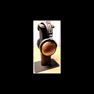 Thumbnail of the video review https://www.youtube.com/watch?v=B4s2x21ltQ8