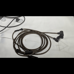 Thumbnail of the video review https://www.youtube.com/watch?v=pfRWxiqqj04