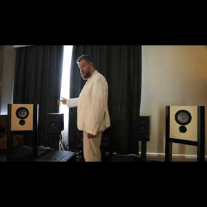 Thumbnail of the video review https://www.youtube.com/watch?v=BOLdIhh3XRg